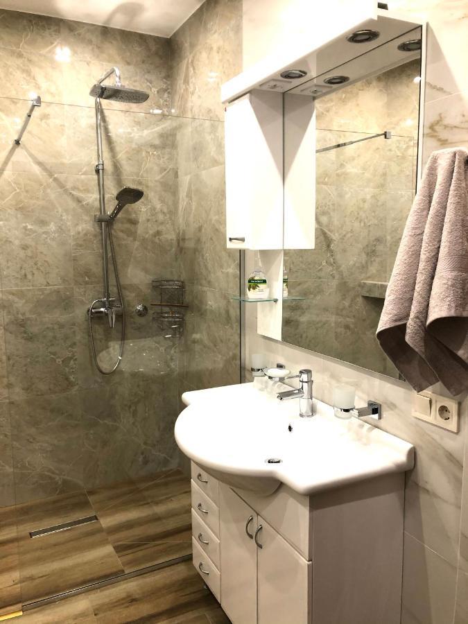 Lovely Apartment Sveti Stefan Kültér fotó